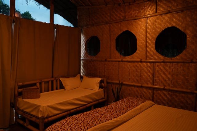Cocoon Earth - View 7